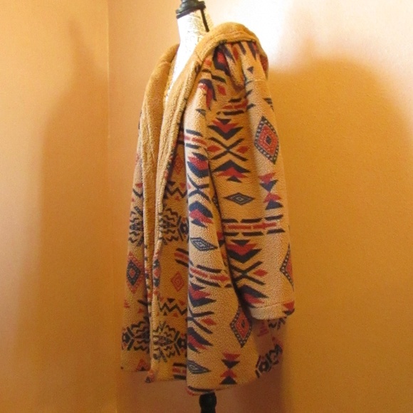 Big Soft Warm Fluffy Jacket 4XL Women’s - Picture 2 of 8